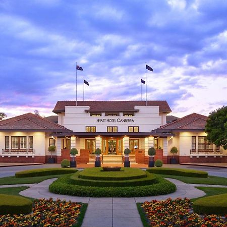 Hyatt Hotel Canberra - A Park Hyatt Hotel Exterior foto The clubhouse at the Adelaide Golf Club