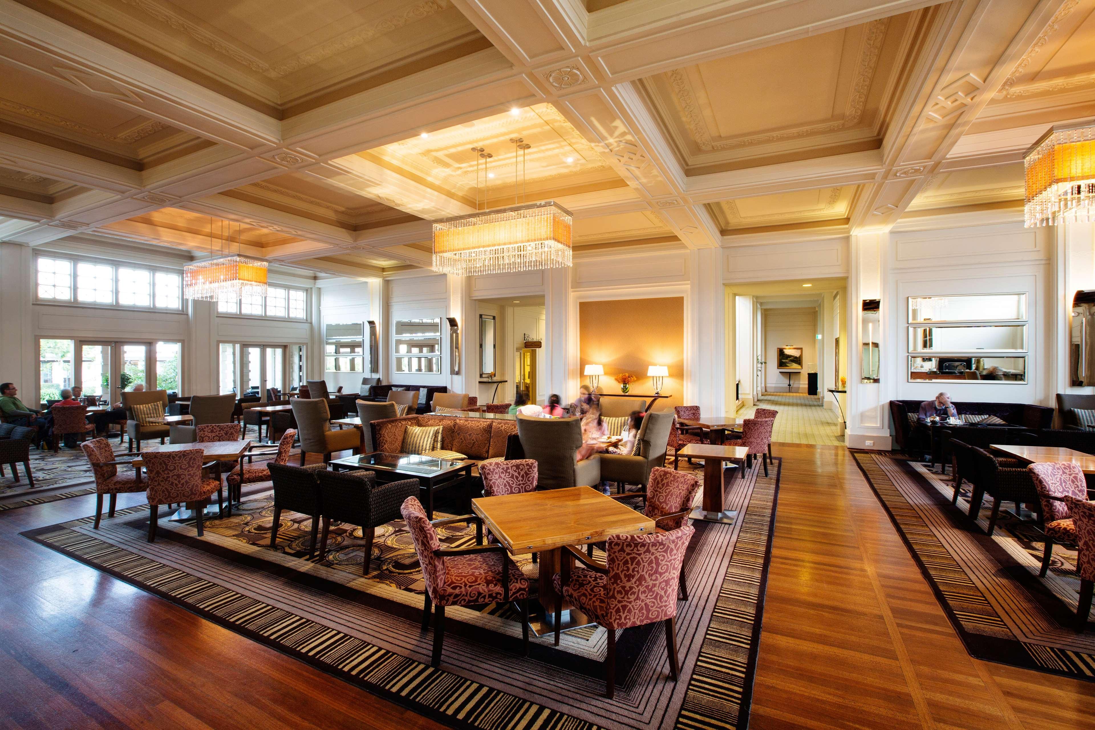 Hyatt Hotel Canberra - A Park Hyatt Hotel Exterior foto The lobby of the Fullerton Hotel